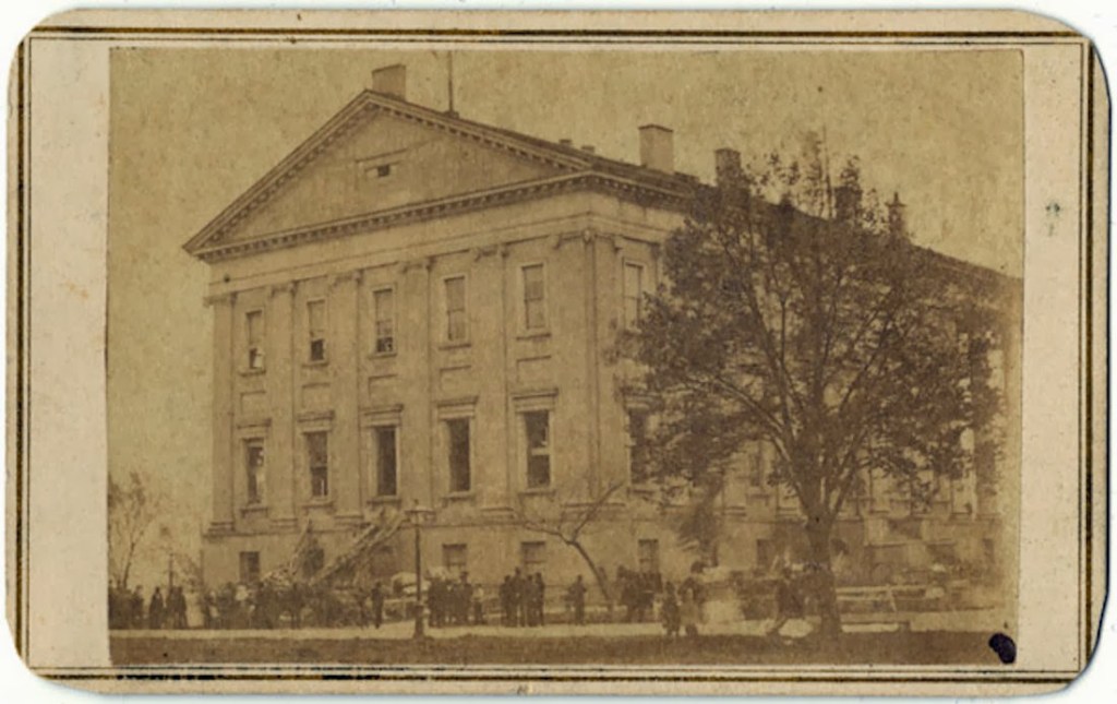 Photo of the Virginia Capitol building. 